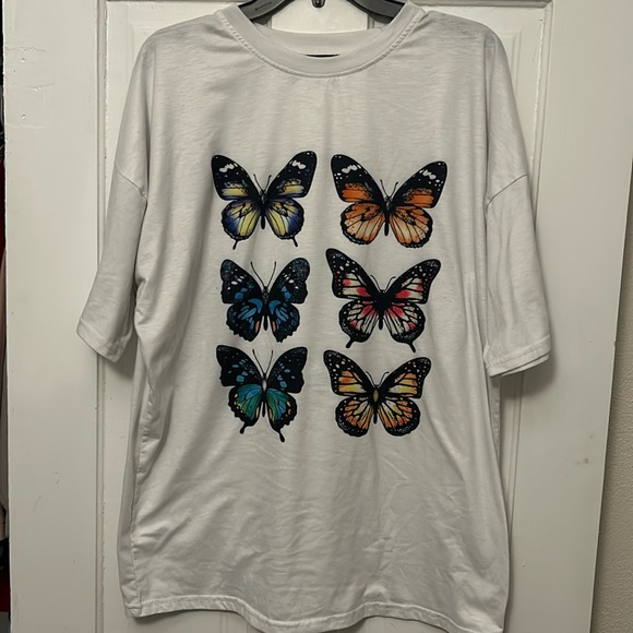 SHEIN Tops - XL SHEIN Butterfly Tee